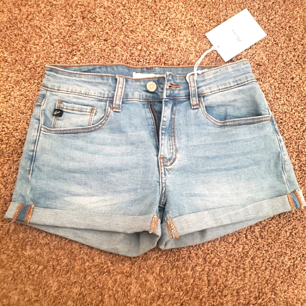 Kan Kan Jean shorts